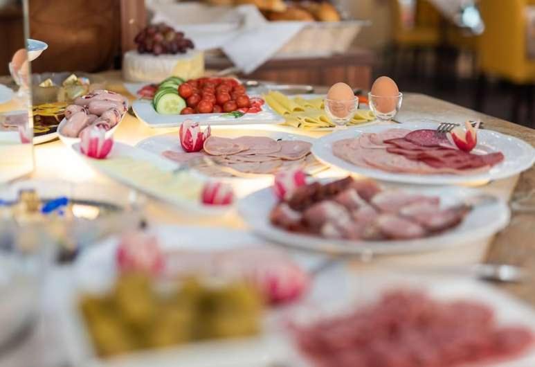 Central Boutique Hotel Бад-Мергентгайм Екстер'єр фото