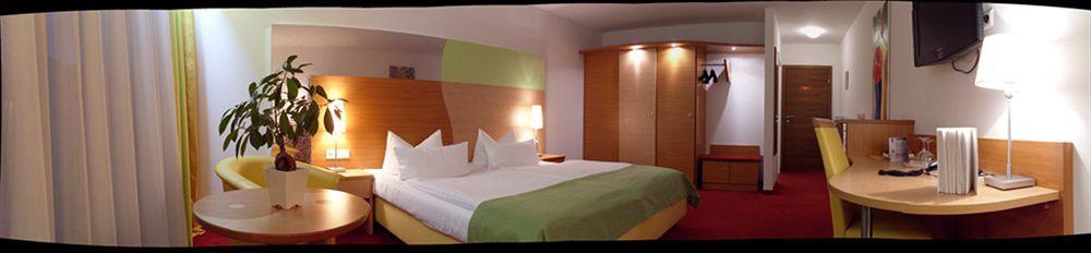 Central Boutique Hotel Бад-Мергентгайм Екстер'єр фото