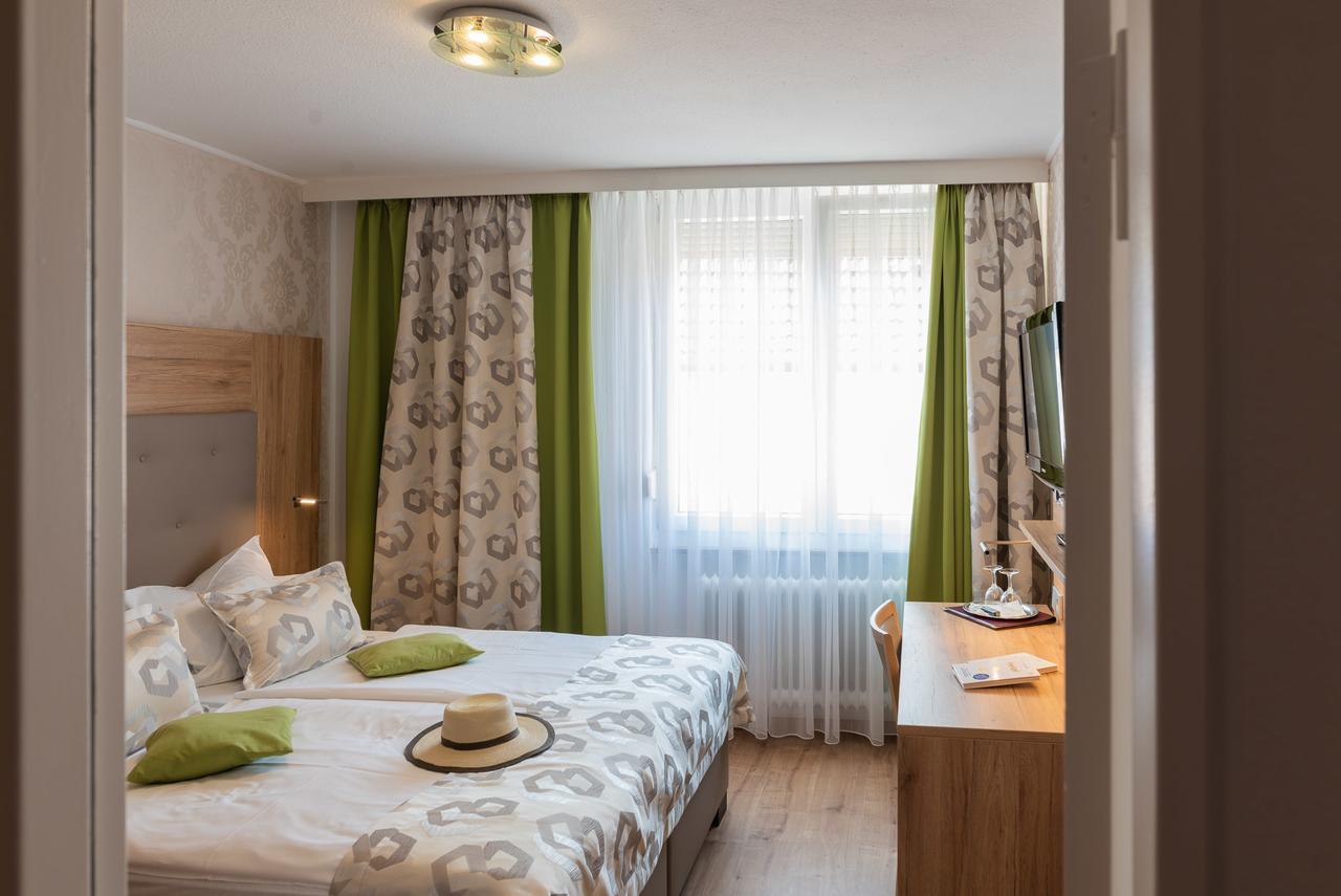 Central Boutique Hotel Бад-Мергентгайм Екстер'єр фото