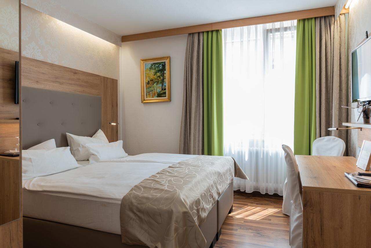 Central Boutique Hotel Бад-Мергентгайм Екстер'єр фото